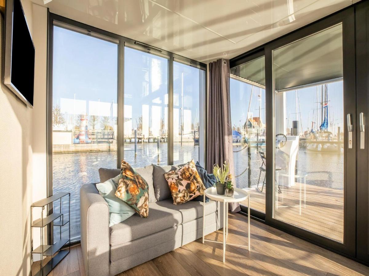 Готель Beautiful Houseboat With Shared Pool Волендам Екстер'єр фото